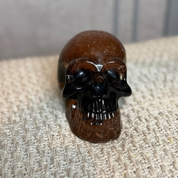 Handcrafted Resin Skull Figurine - Picture 5 of 7